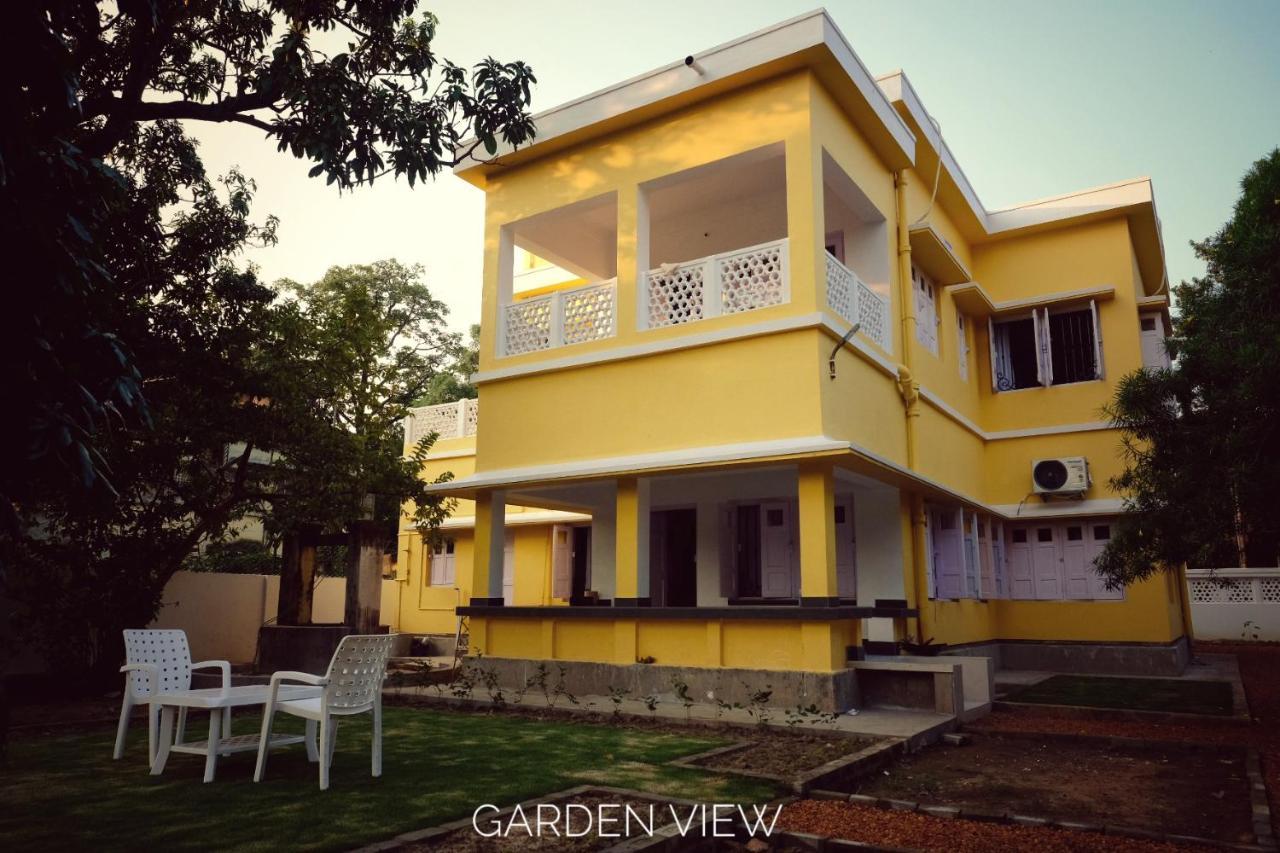 Parul - Elegant Heritage Home At The Heart Of Shantiniketan Bagian luar foto