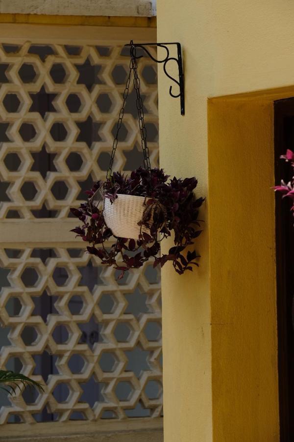 Parul - Elegant Heritage Home At The Heart Of Shantiniketan Bagian luar foto